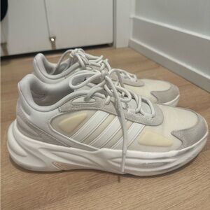 Adidas Cloudfoam Comfort Sneakers